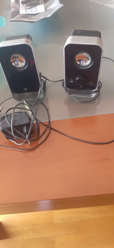 Mini colunas logitech