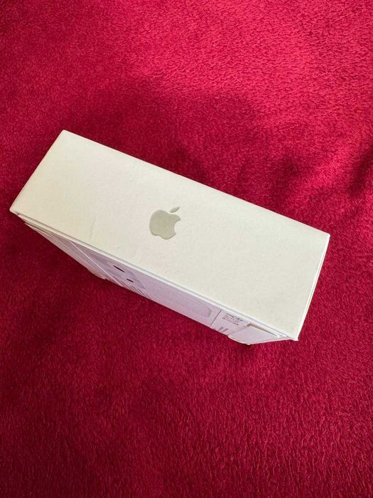 нові навушники airpods 3