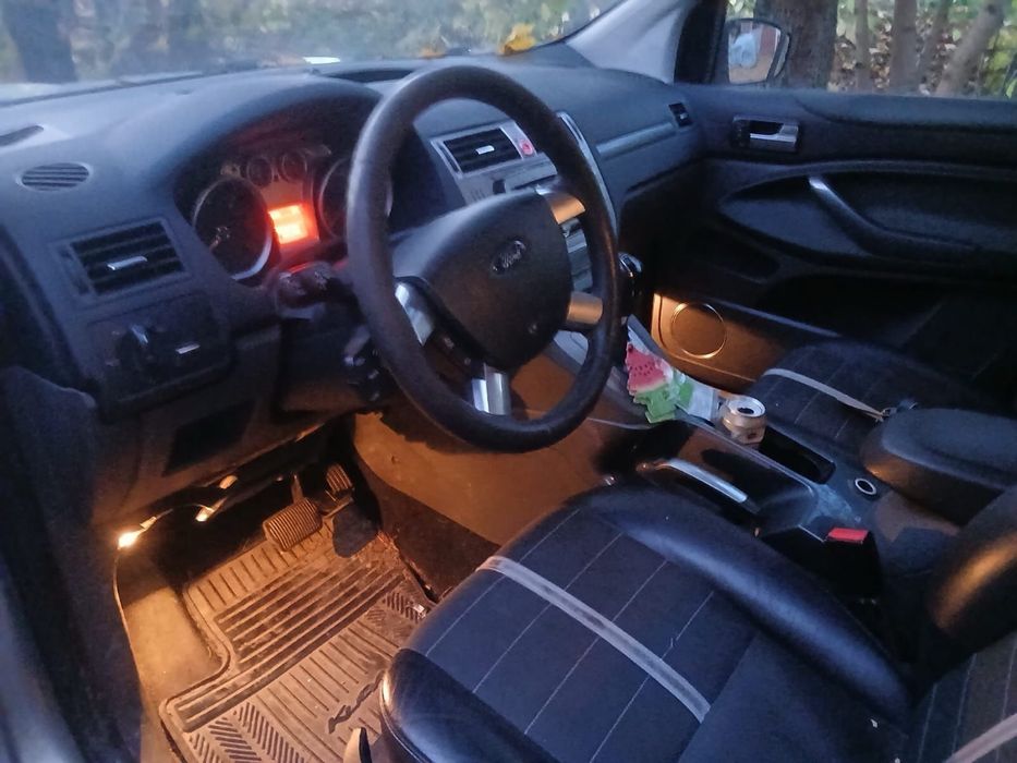 Ford Kuga 2011 2.0 D автомат 4х4