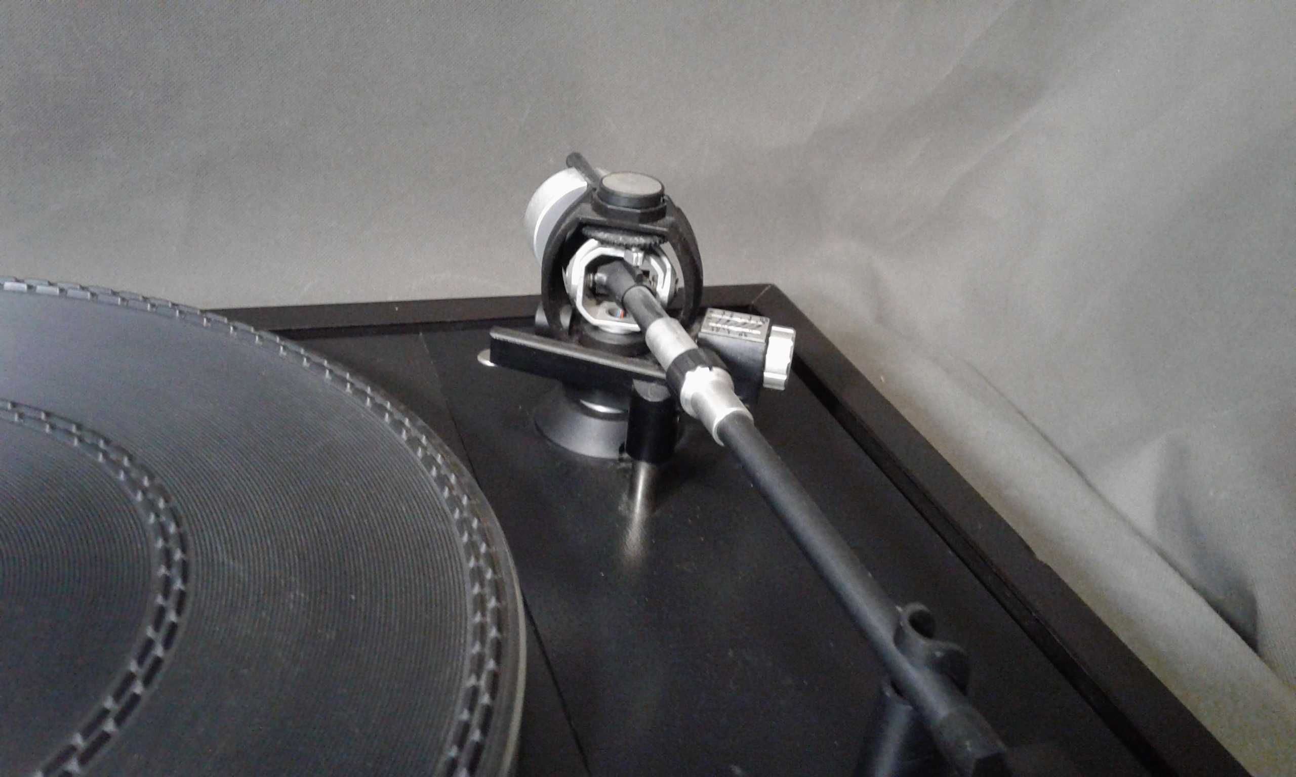 THORENS TD-126 MK3,gramofon stereo