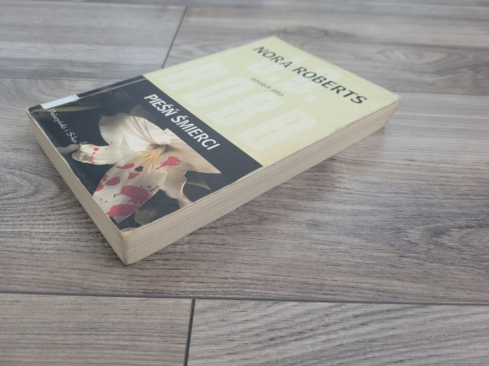 Nora Roberts jako J.D Robb Pieśń śmierci