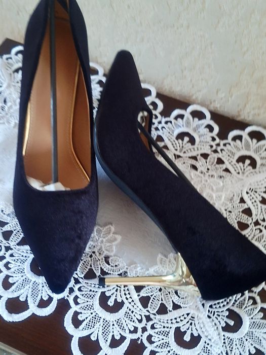 Eleganckie szpilki damskie na wysokim obcasie NOWE rozmiar 45