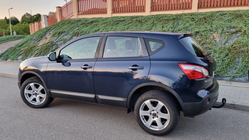 Nissan Qashqai 2,0 VVTi. Acenta. Kamera. Hak