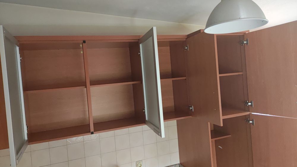 Cozinha em MDF folheada cerejeira