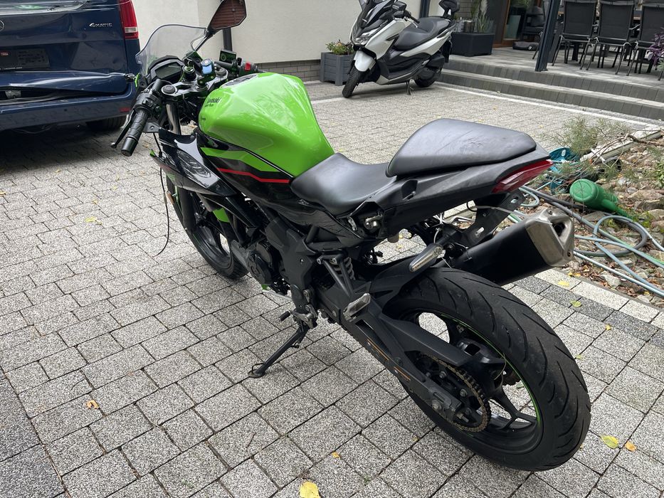 Kawasaki 125 ninja 2022r uszkodzona
