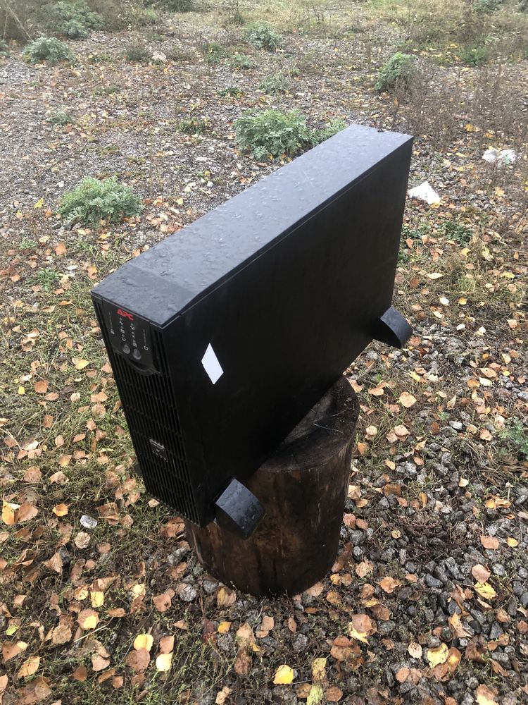 APC Smart-Ups 5000 RT