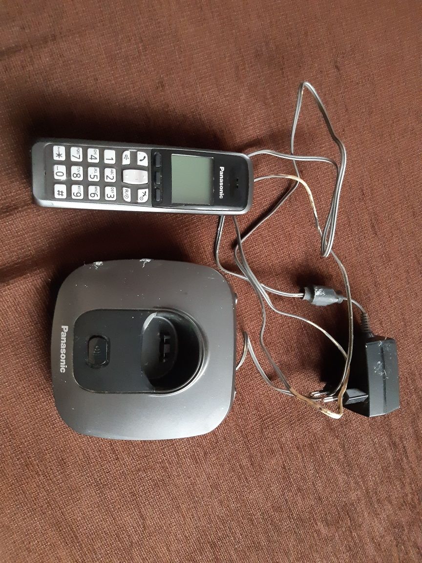 Telefon bezprzewodowy z dodatkową słuchawką