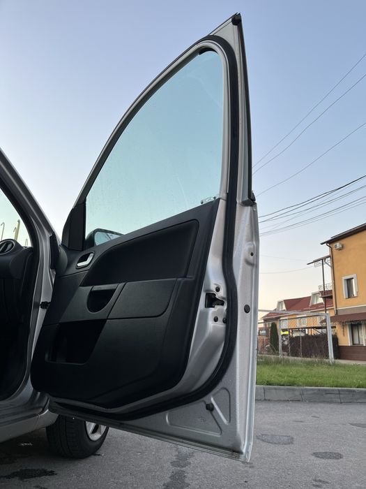 Продам Ford Fiesta