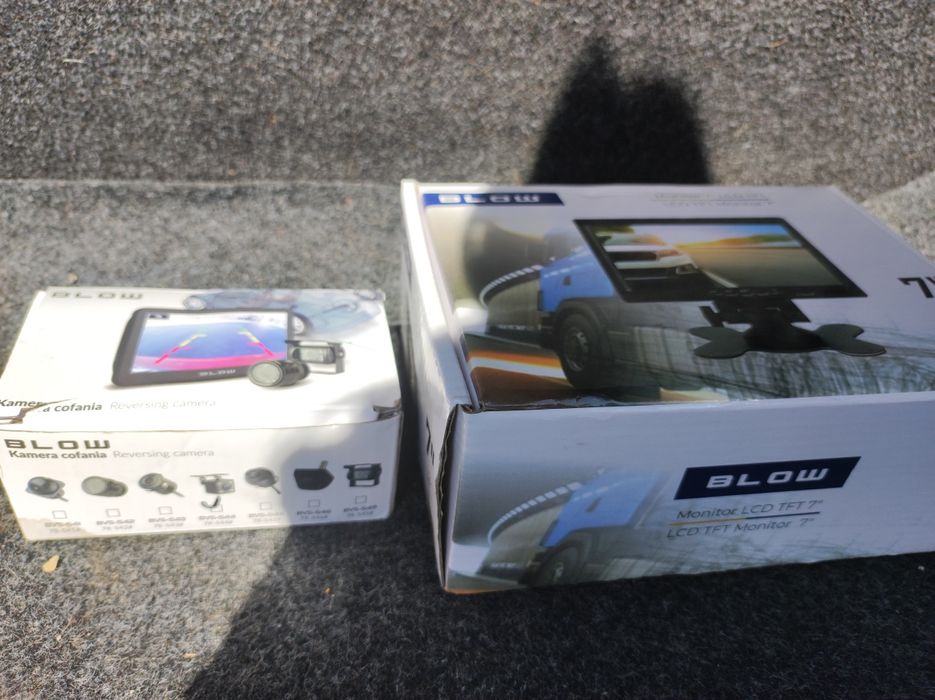 Monitor + kamera blow
