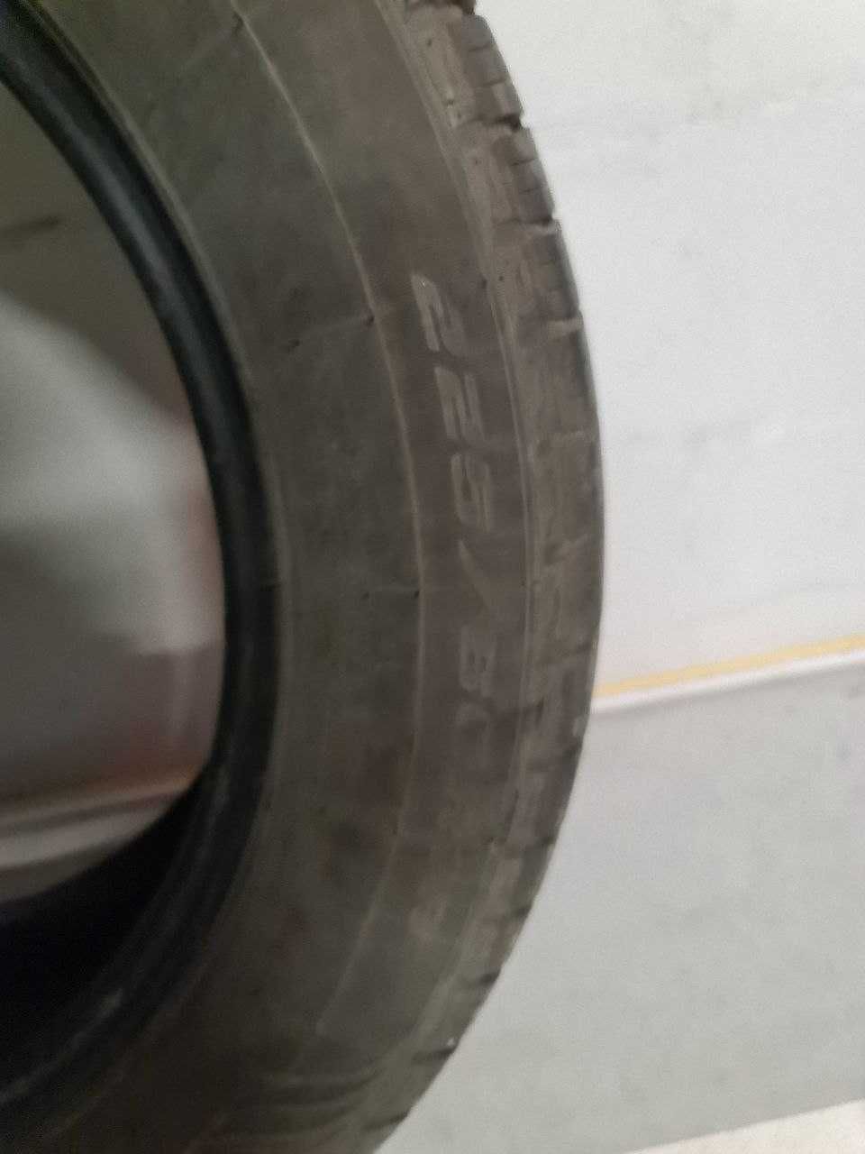 Na sprzedaż komplet 4 opon letnich Royal Black SPORT 225/60 R18