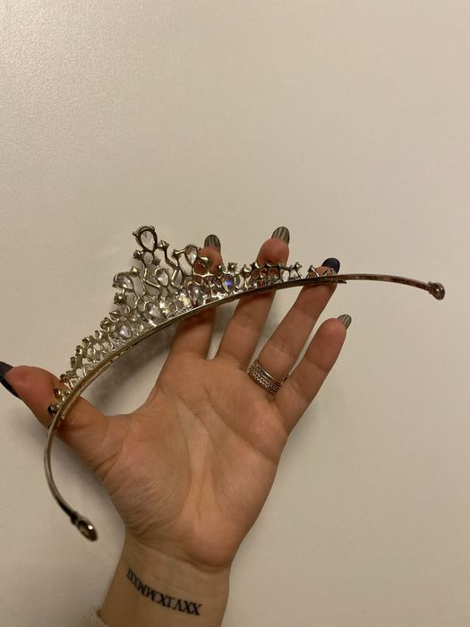 Діадема жіноча.Корона на голову.Весільна діадема.Святкова діадема