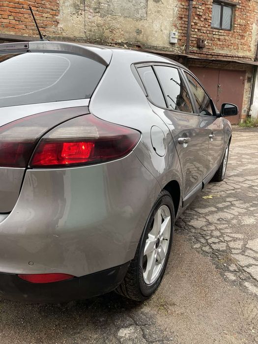 Продаю своє авто