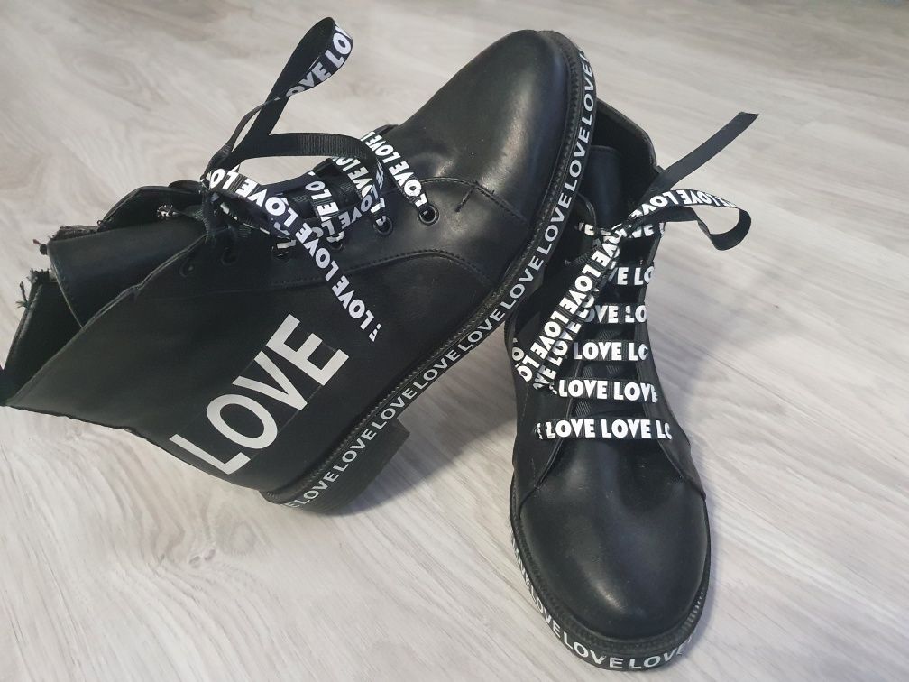 Botki damskie Valentino love rozmiar 37
