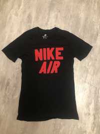 Футблка Nike Air