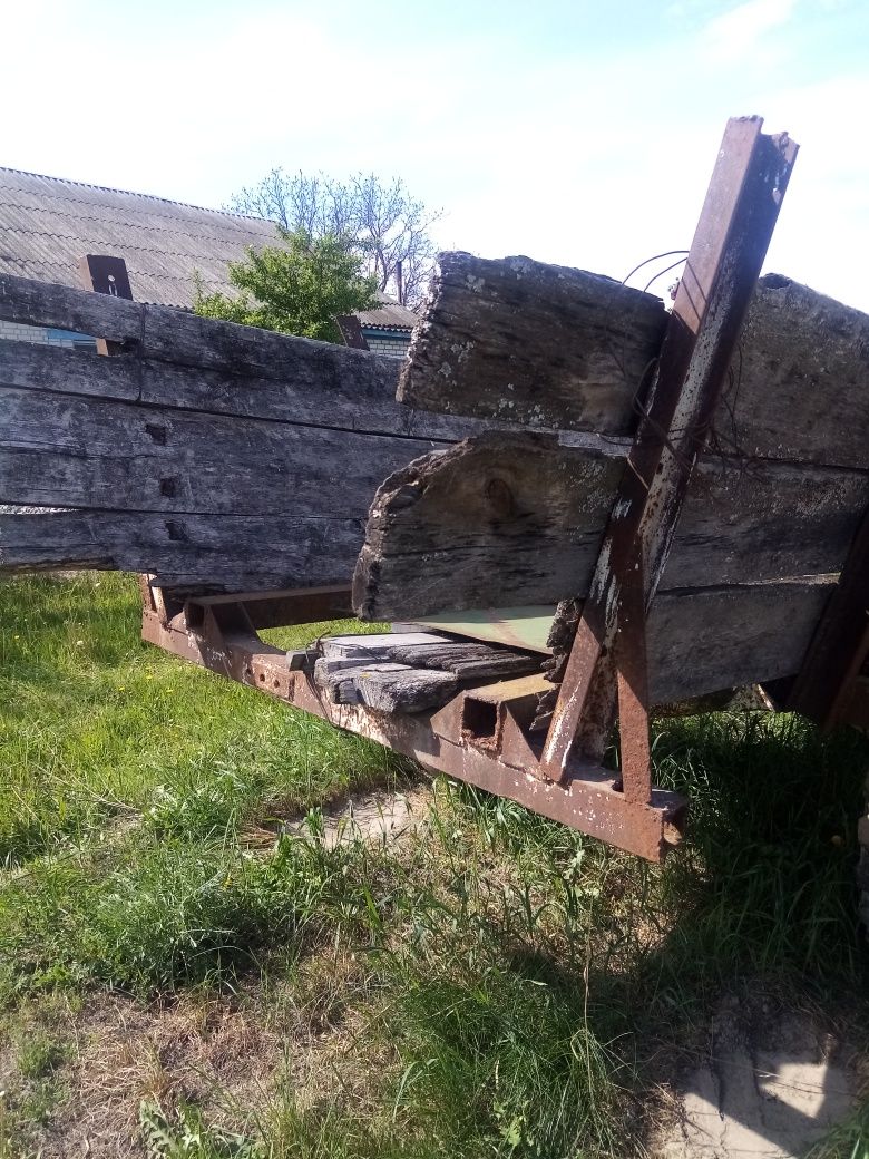 Причіп до трактора