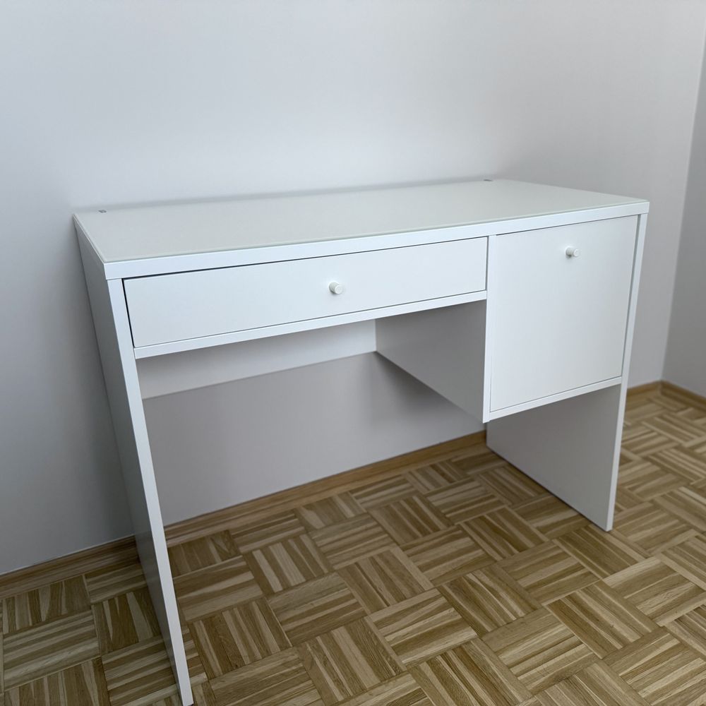 Toaletka biurko szklany blat IKEA SYVDE