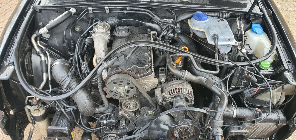 Audi a4 b6 1.9 tdi awx 2002 rok kombi  lz9w części Blask Gołdap 2025