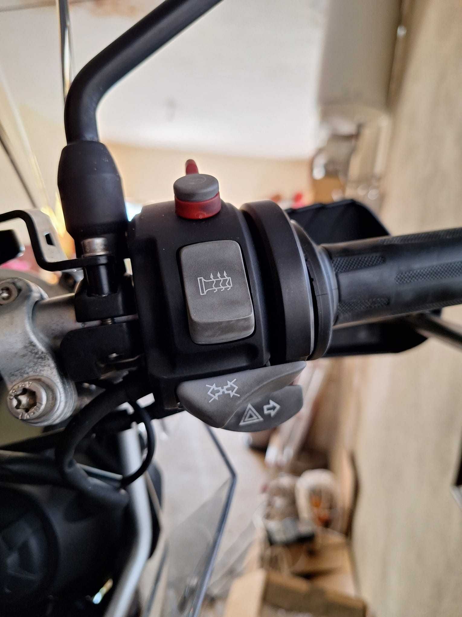 BMW F650GS (800cc)
