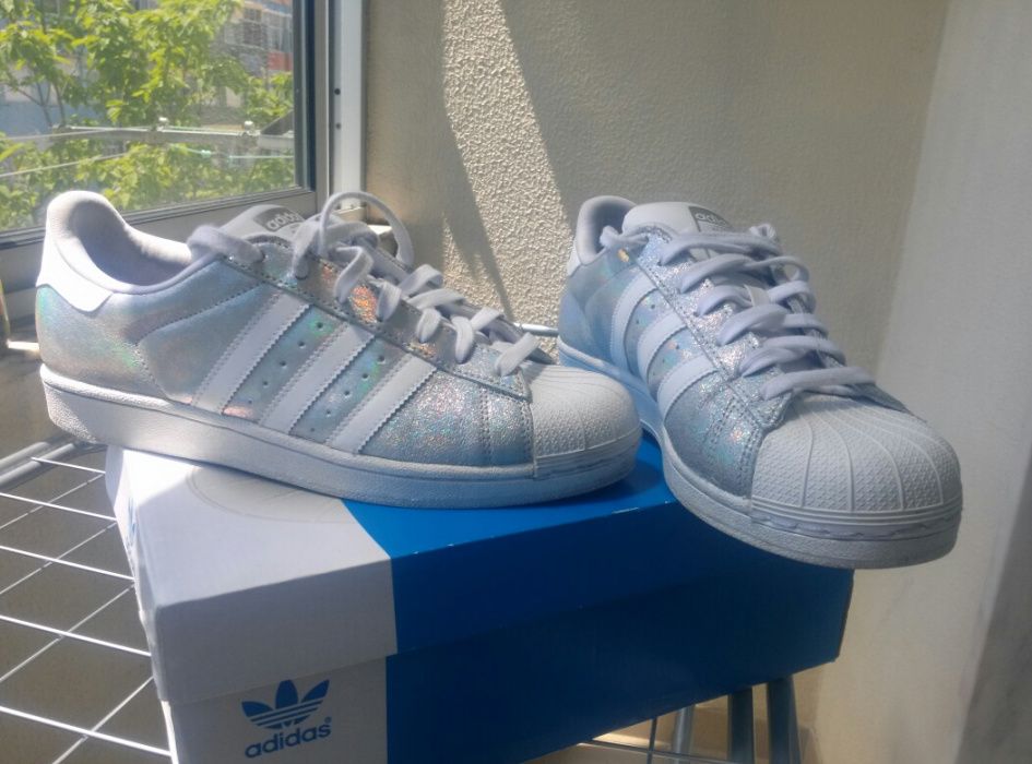 Adidas Superstar
