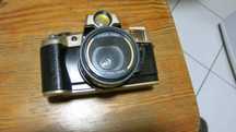 Archaiczny aparat fotograficzny Olympia Motor Drive na film 35 mm