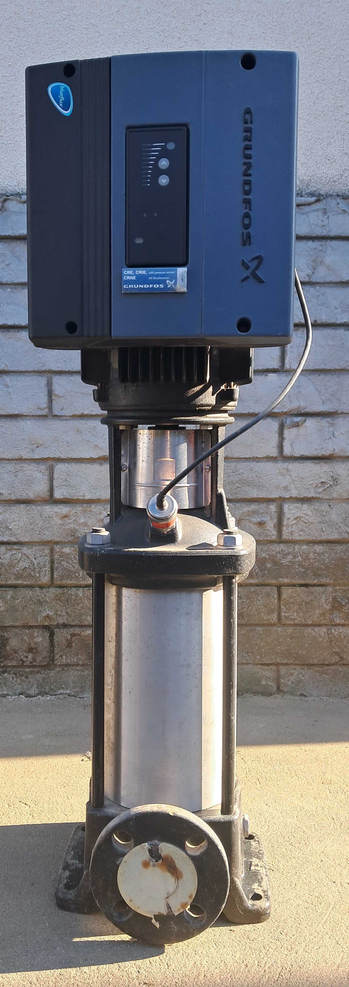 Центробіжний насос Grundfos CRE10-09  3,0Kw