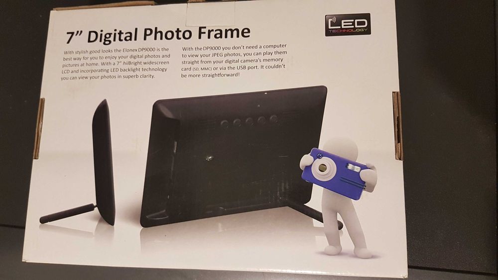 Digital Photo Frame 7"