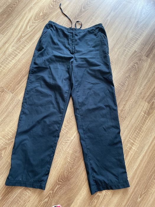 Sprzedam damskie spodnie nicke 40/42roz