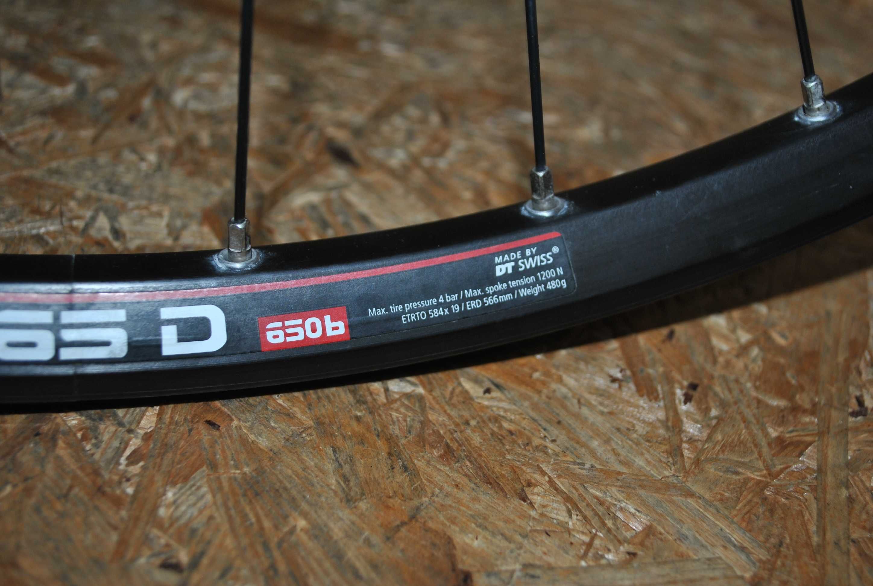 Koło przednie 27,5 584 Piasta Shimano Deore XT HB-M788 DT 460 D