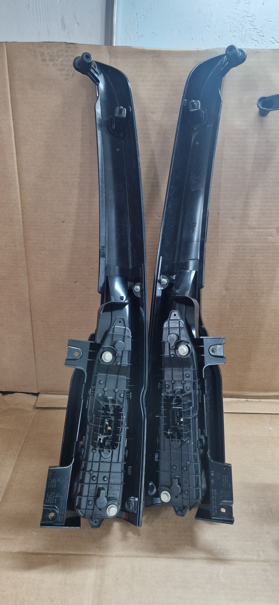 Lampa tyl tylna prawa lewa vw caddy 2k7