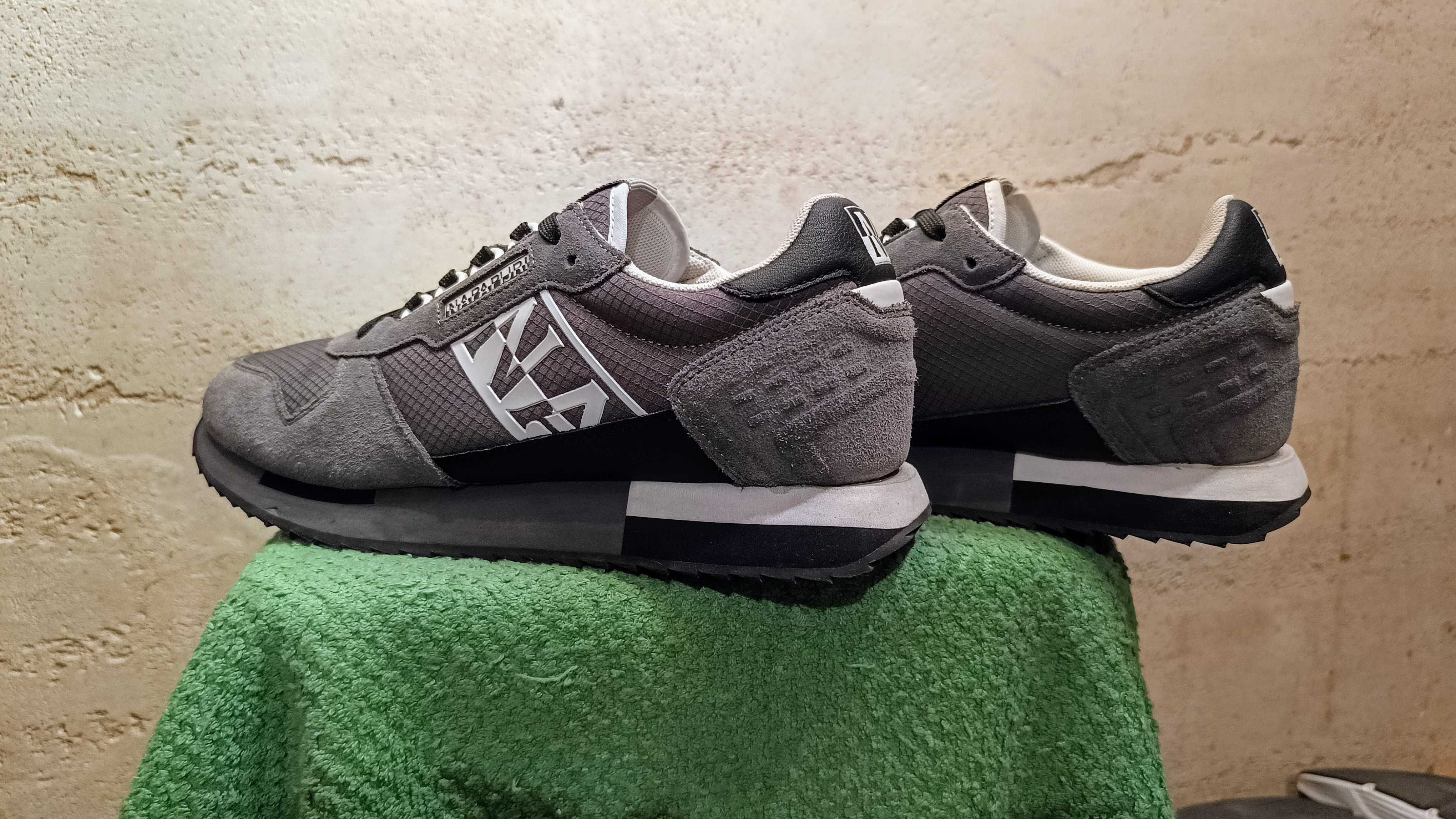 Męskie sneakersy NAPAPIJRI VIRTUS r.43 stan bardzo dobry