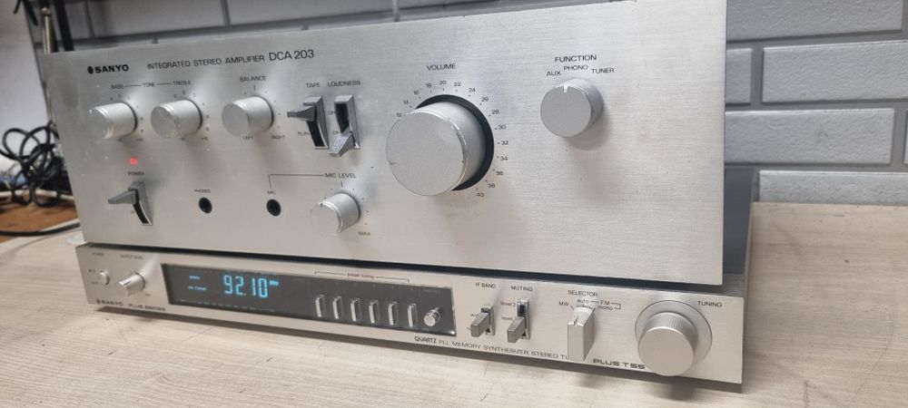 Wzmacniacz HI-FI stereo SANYO DCA-203