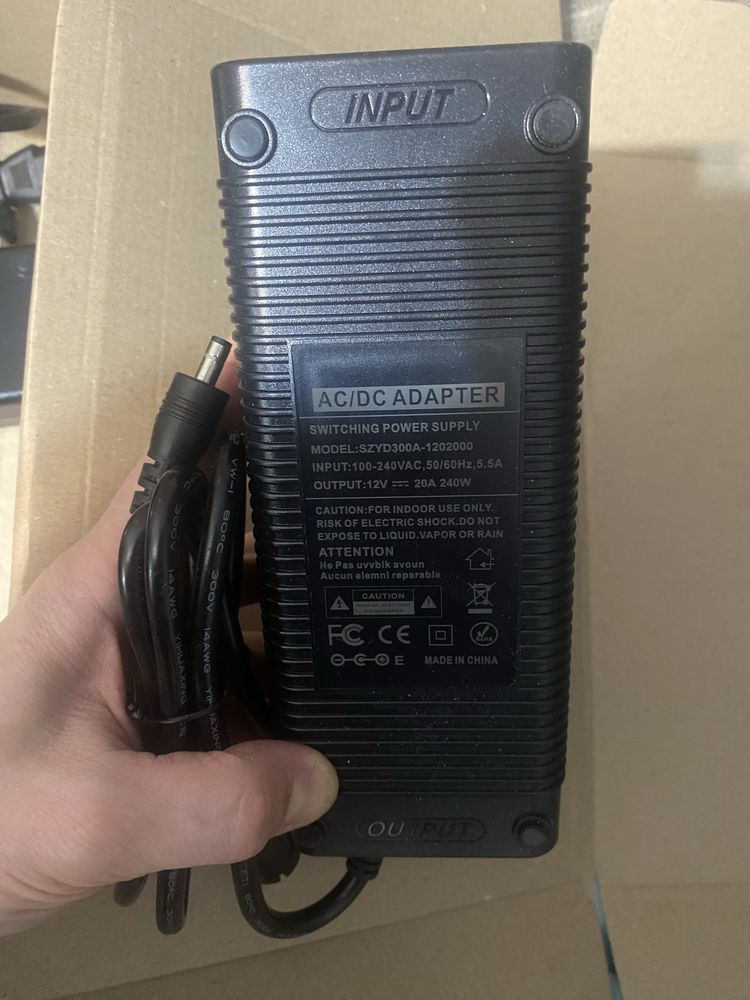 Блок живлення блок питания для лед led освещения 12v 20a, 12v 12,5a