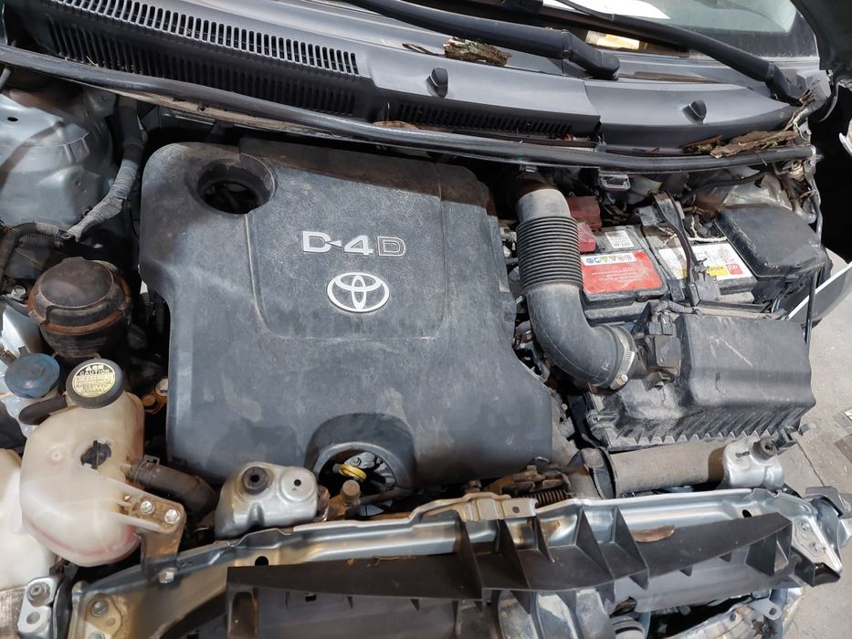 Toyota yaris 1.4 D-4D diesel 90cv peças