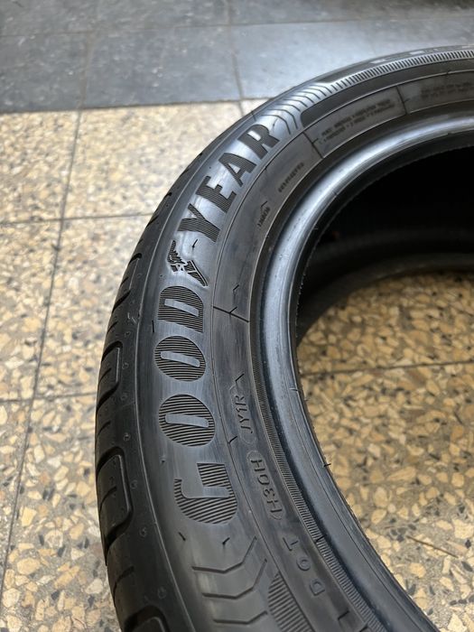 Pneus semi-novos 225/50R16