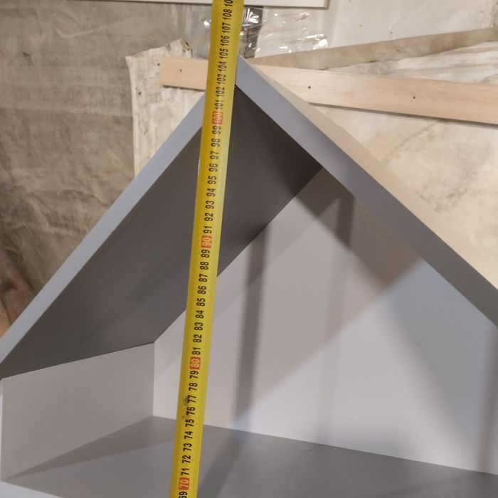 Продам. Ляльковий будинок