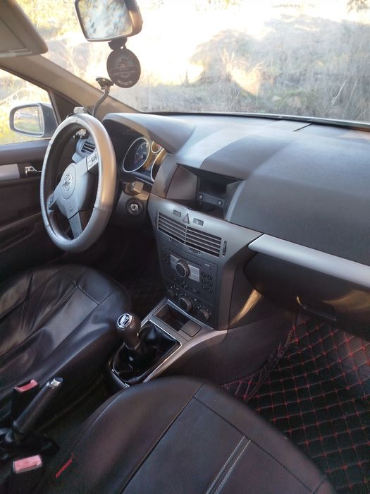 Opel Astra H caravan