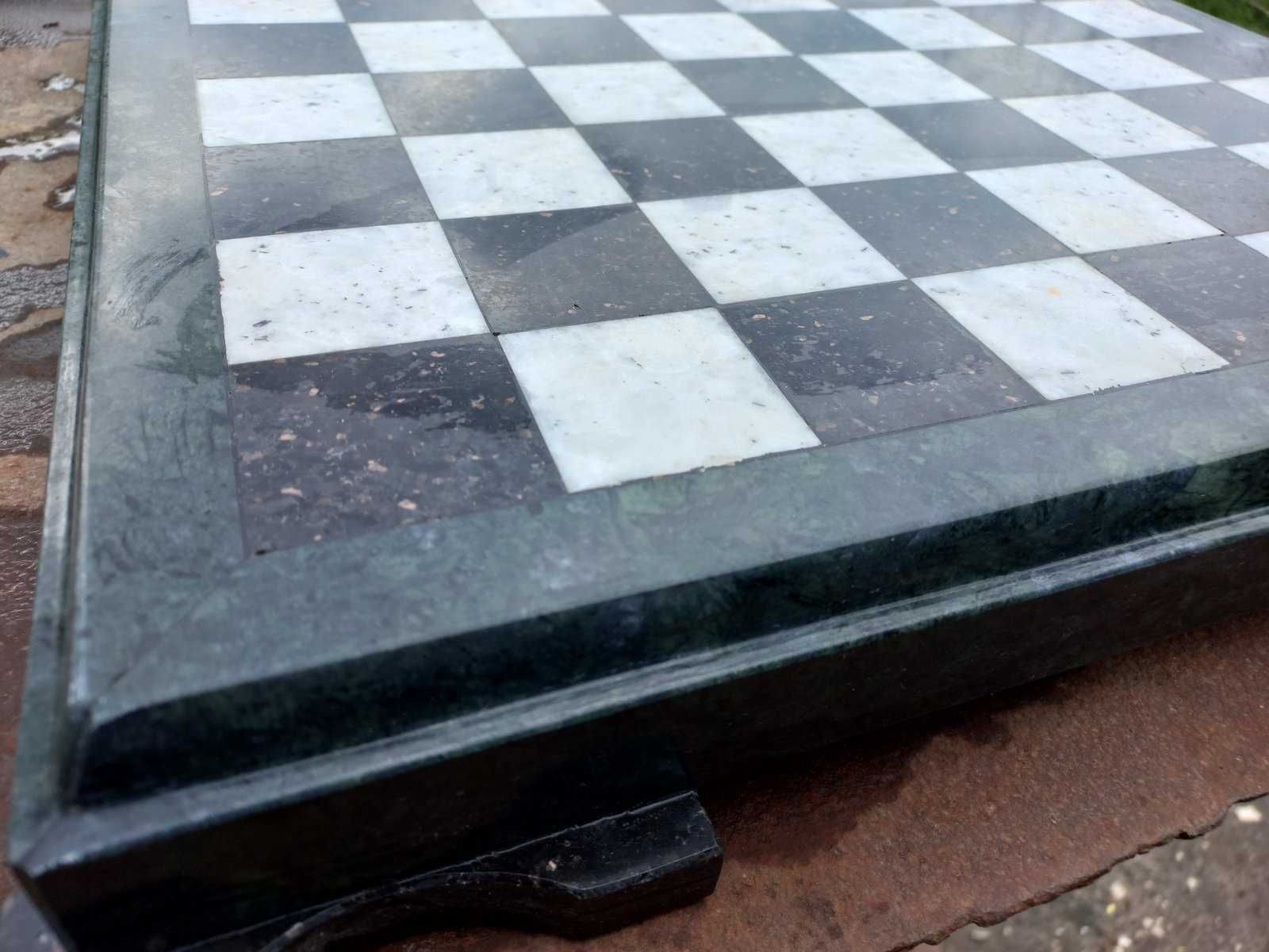 Мраморная доска для шахмат