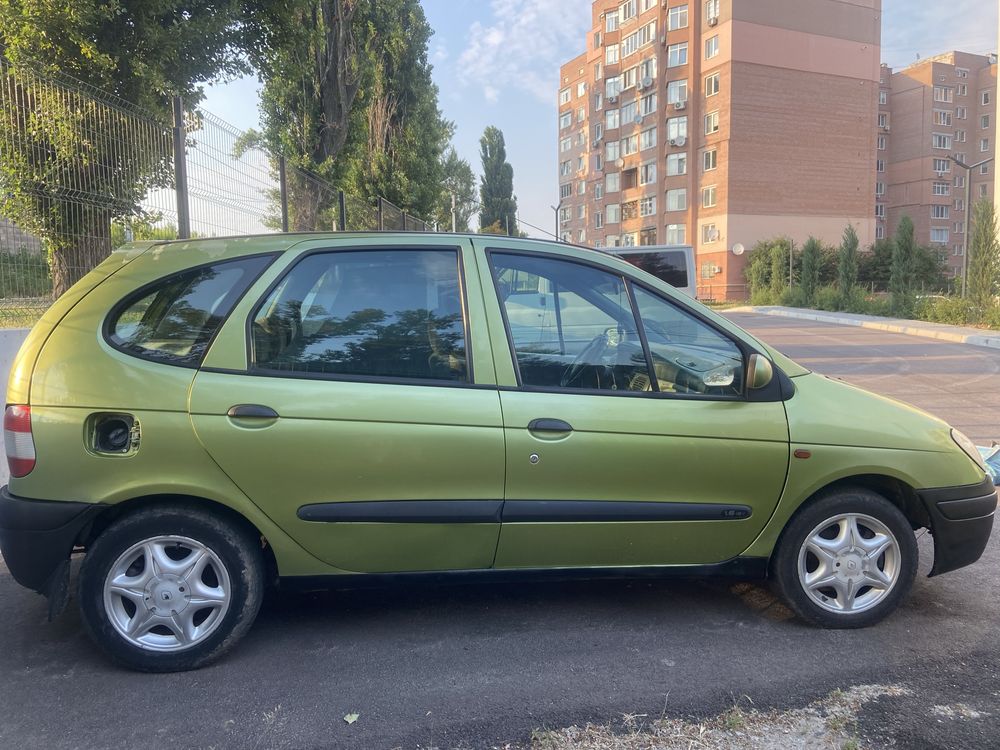 Продам автівку Рено Сценік 2001.