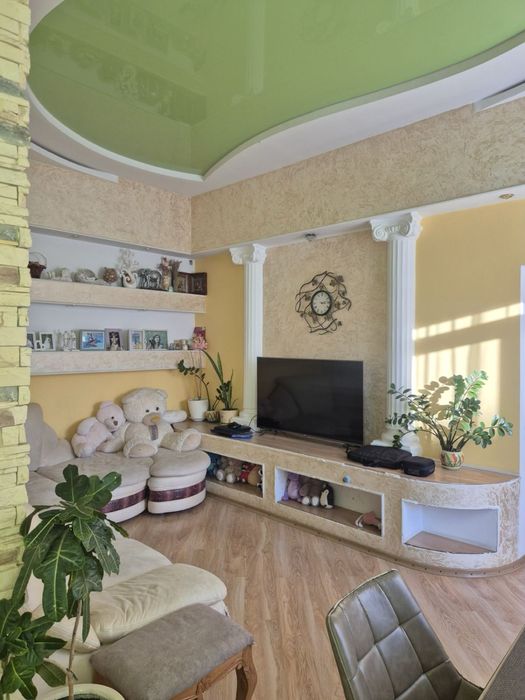 Продаж 2 -х кімнатної квартири в районі Медколеджу!