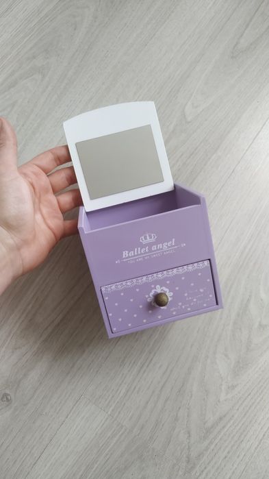 Шкатулка скринька для дрібничок та прикрас  с дзеркалом балерина