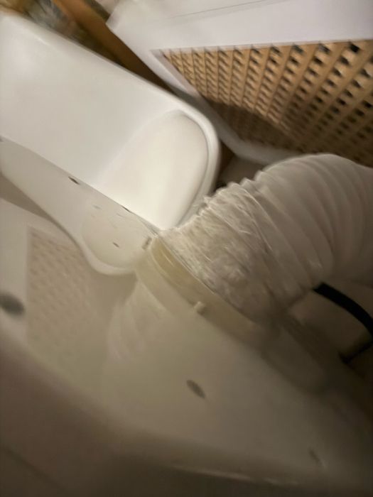 Мобільний кондиціонер (підлоговий, напольный)