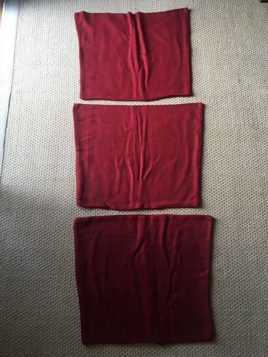 Várias capas de almofadas, Novas