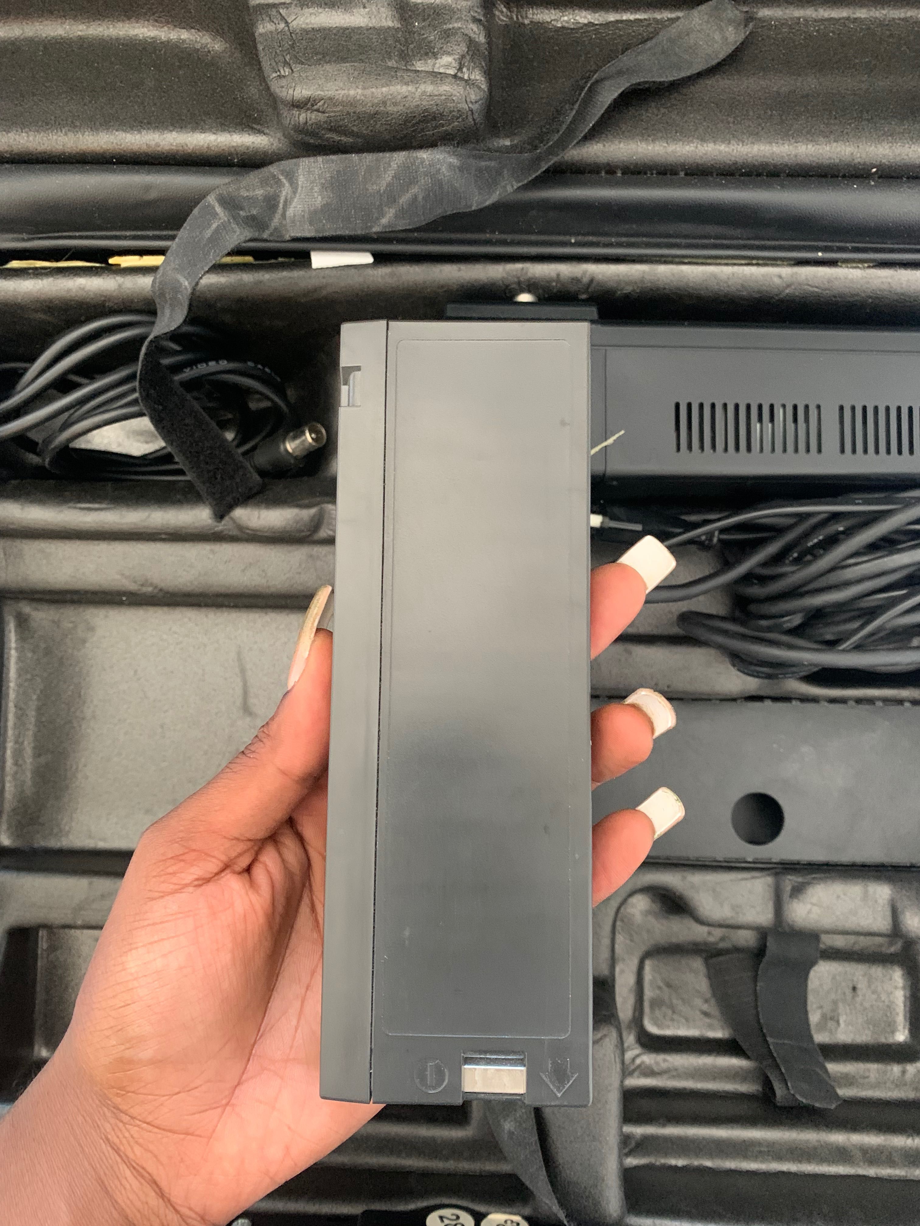 VHS Video Camera Grunding