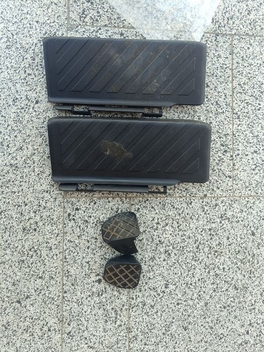 Накладки педалів VW Passat B8