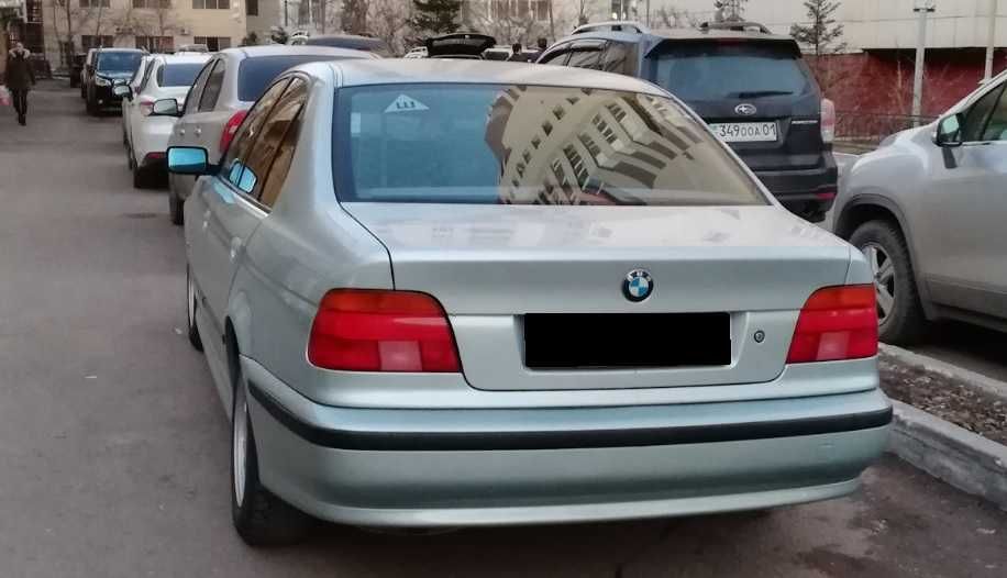 BMW E39 БМВ Е39 седан М57 АКПП разборка Розбірка glaciergruen metallic