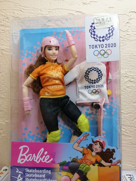 SprzedamLalka Barbi olimpijka