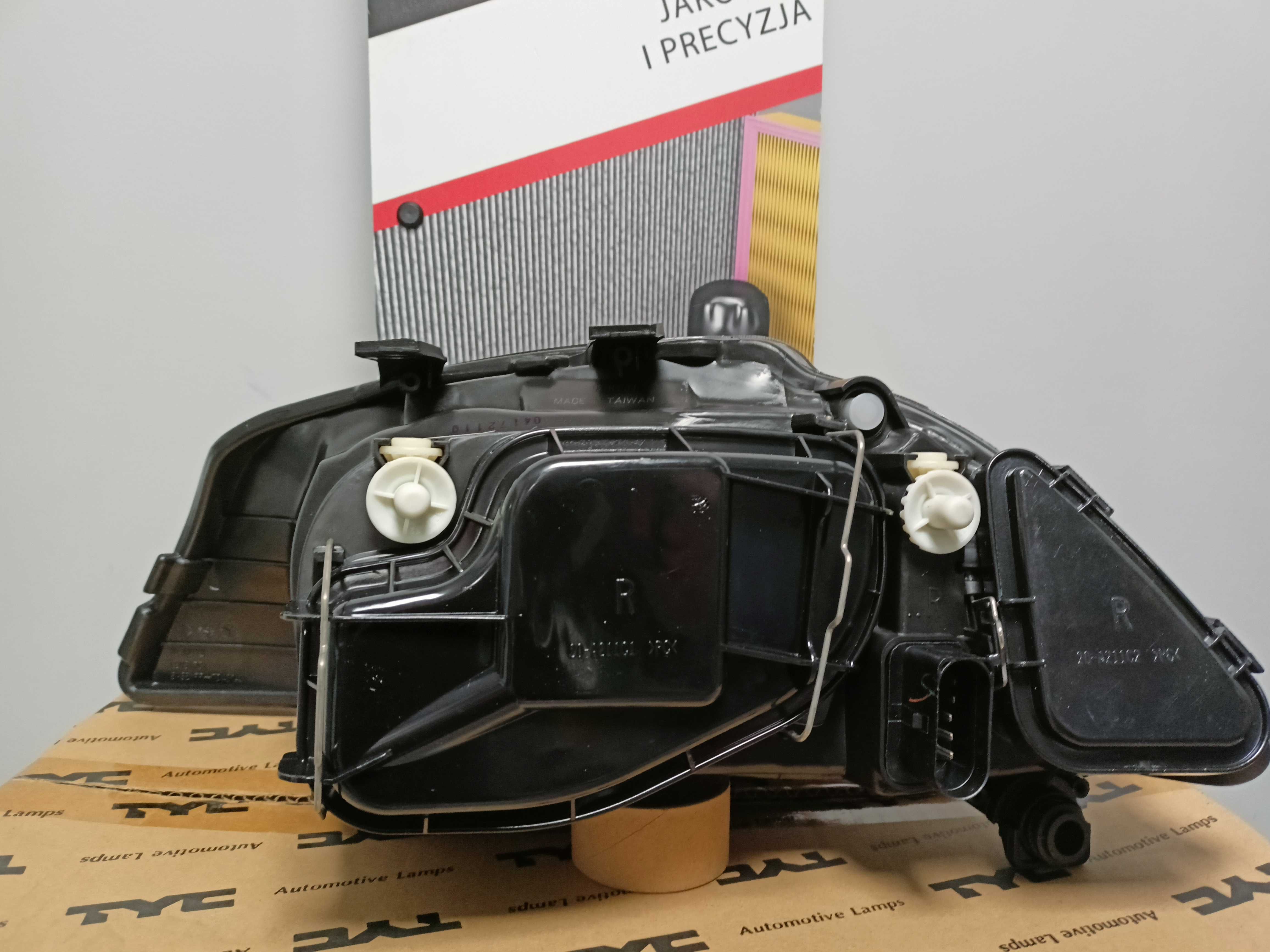Seat Ibiza,Cordoba 02-06 Lampa/Reflektor przód prawy /H4/>PROMOCJA !!!