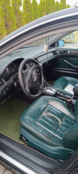 Автомобіль Audi A6C5