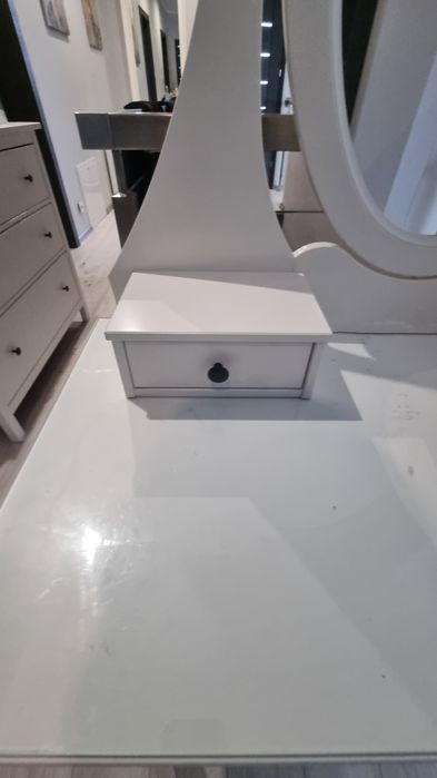 Toaletka Ikea Hemnes biała