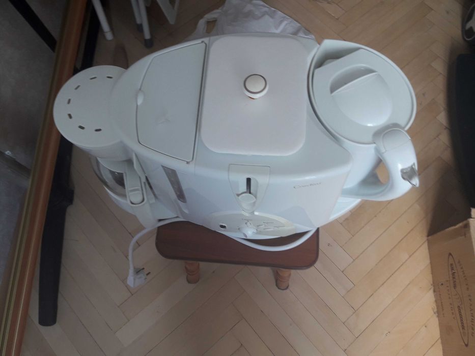 Кавоварка/Электрочайник/Тостер. 3в 1